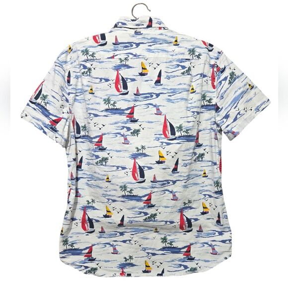 J. Crew Flex Washed Short Sleeve Button Down Sailboats Nautical Shirt Medium - Picture 2 of 5
